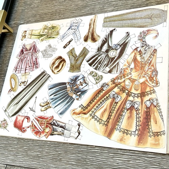 The Antique Dolls Go to a Paper Doll Wedding - Picture 5 of 10